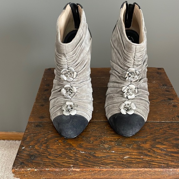 Chanel booties size 38 - Picture 1 of 12